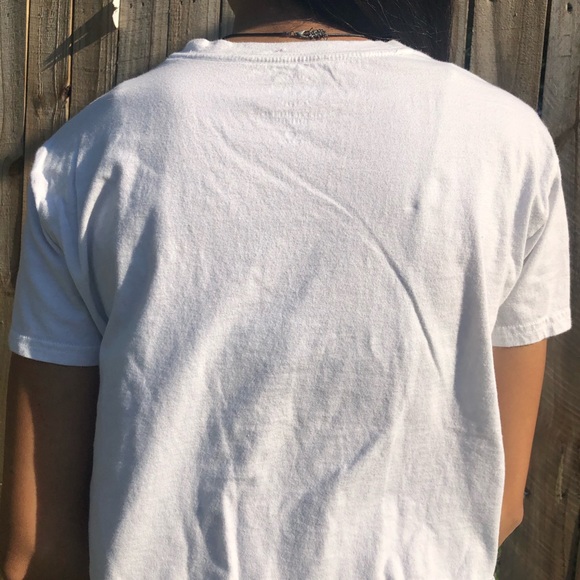 Hollister Graphic Shirt - Picture 2 of 3